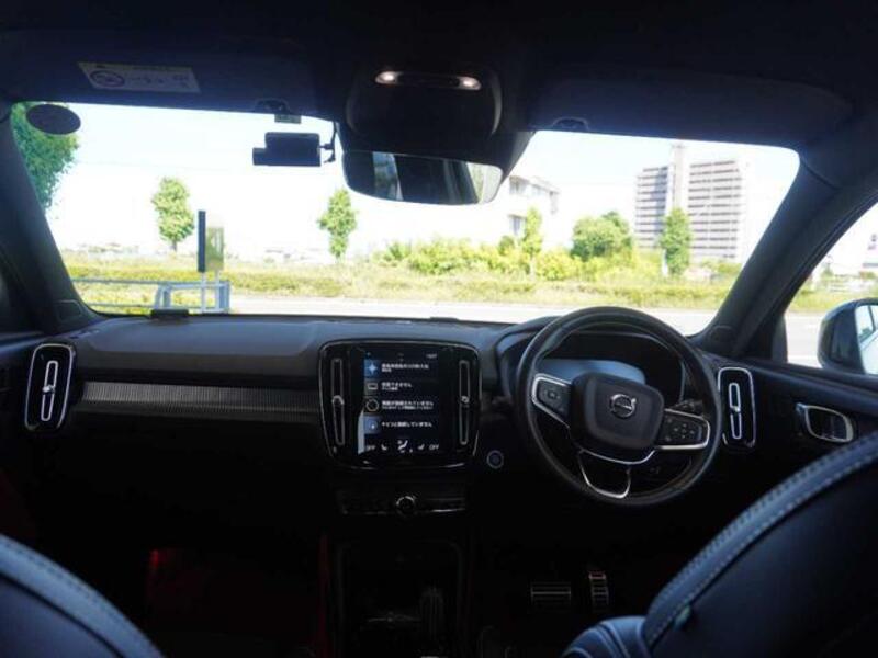 XC40