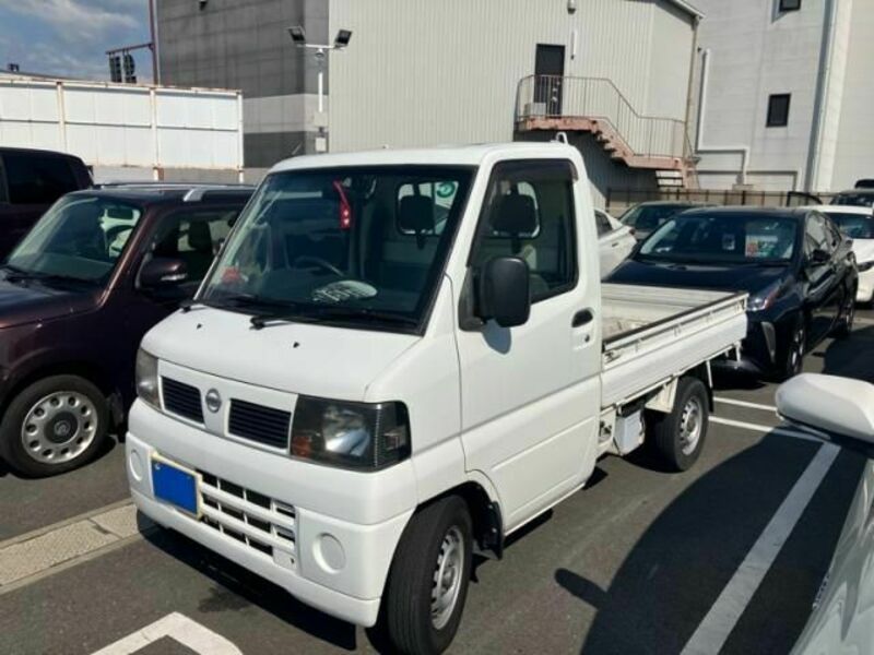 NISSAN CLIPPER TRUCK