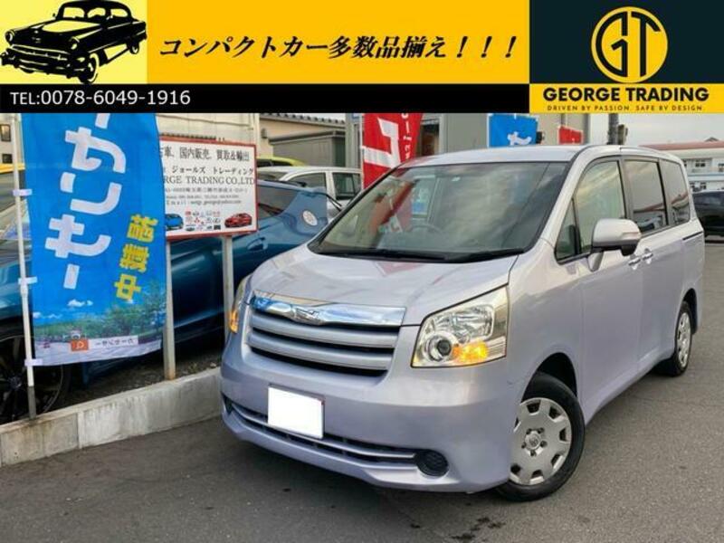 TOYOTA NOAH