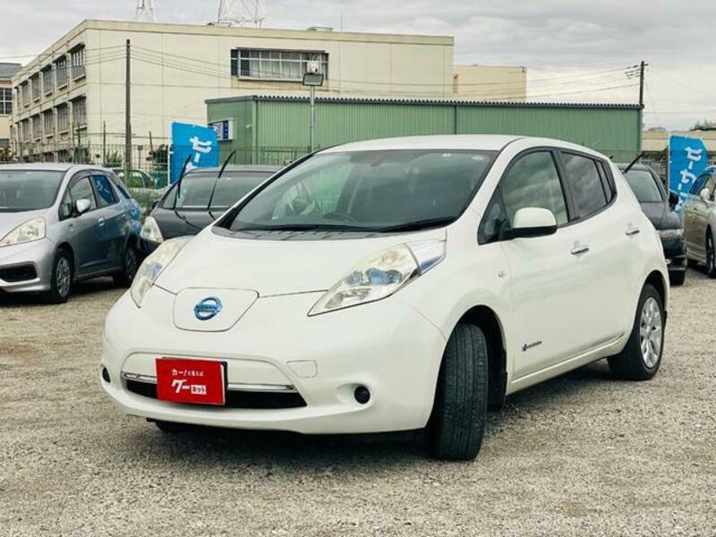NISSAN LEAF