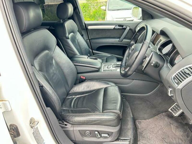 Q7