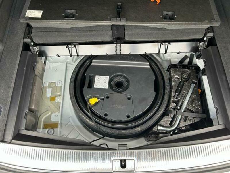 Q7