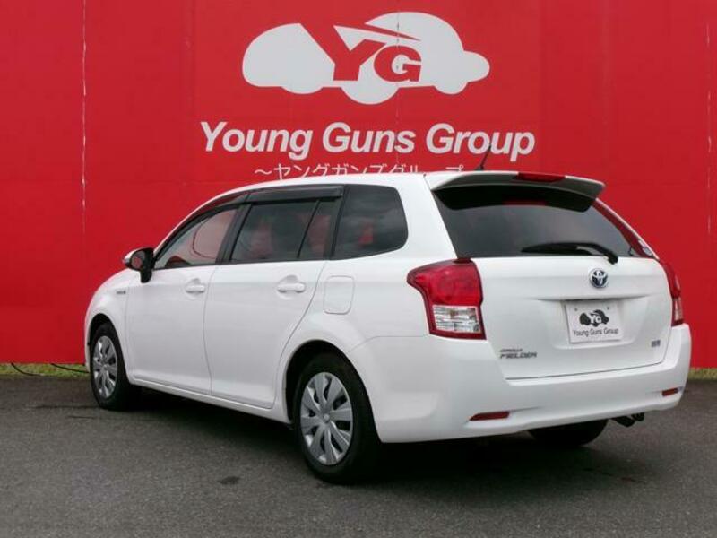 COROLLA FIELDER