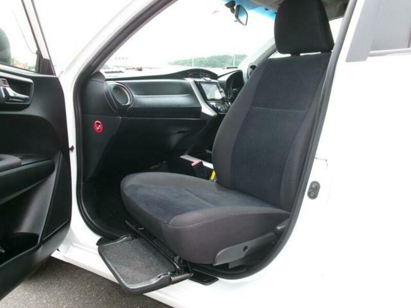 COROLLA FIELDER