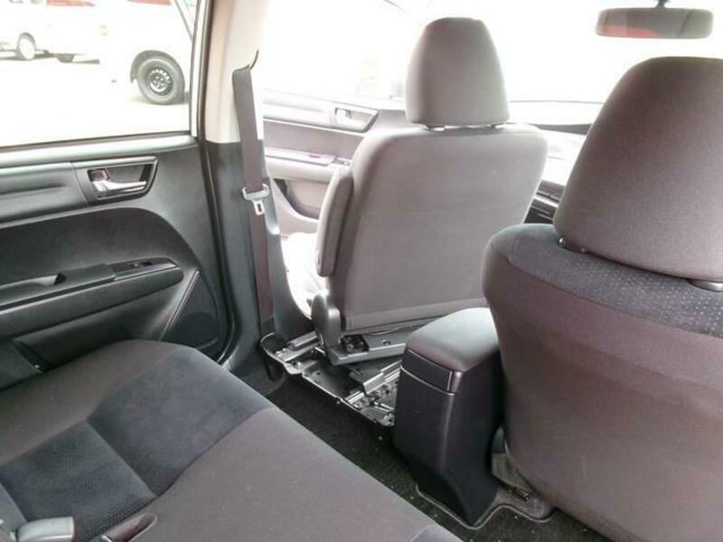 COROLLA FIELDER