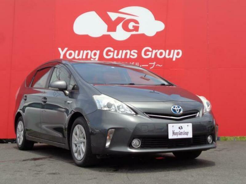 PRIUS ALPHA
