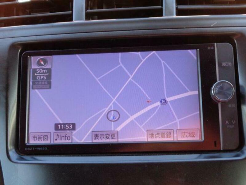 PRIUS ALPHA