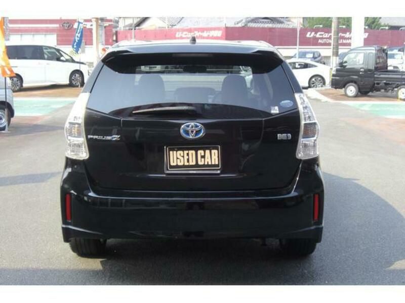 PRIUS ALPHA