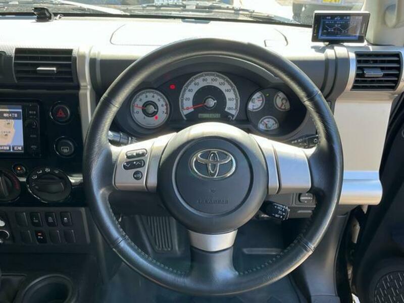 FJ CRUISER