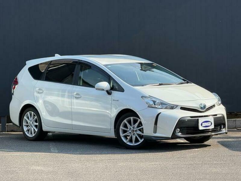 PRIUS ALPHA