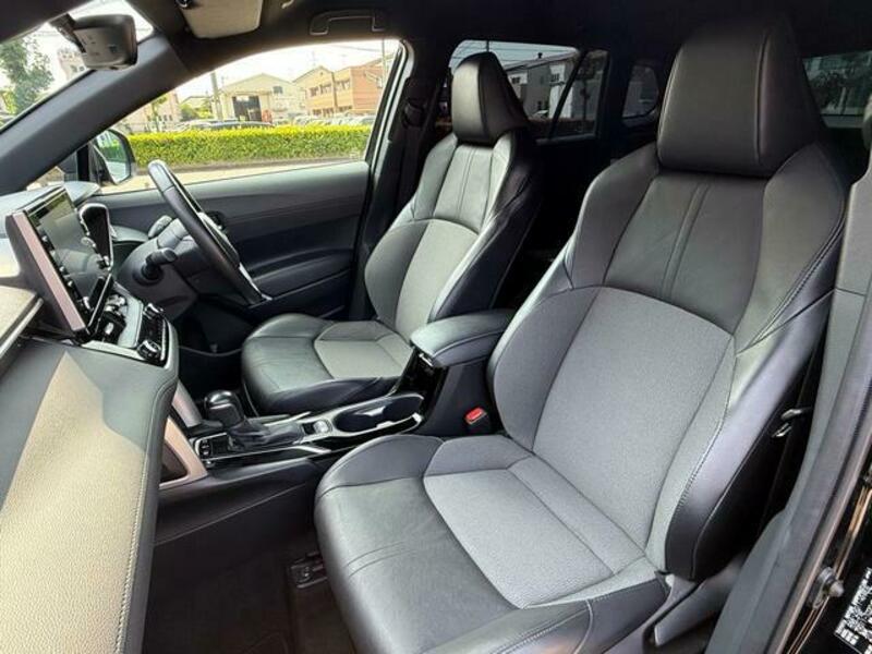 COROLLA CROSS