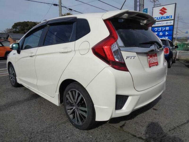 FIT HYBRID