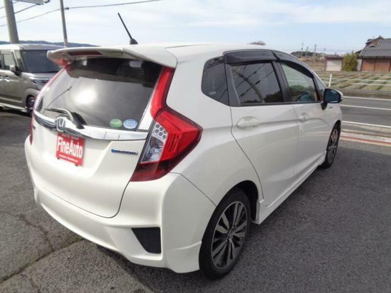 FIT HYBRID