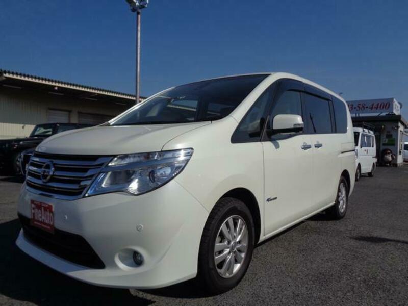 NISSAN SERENA