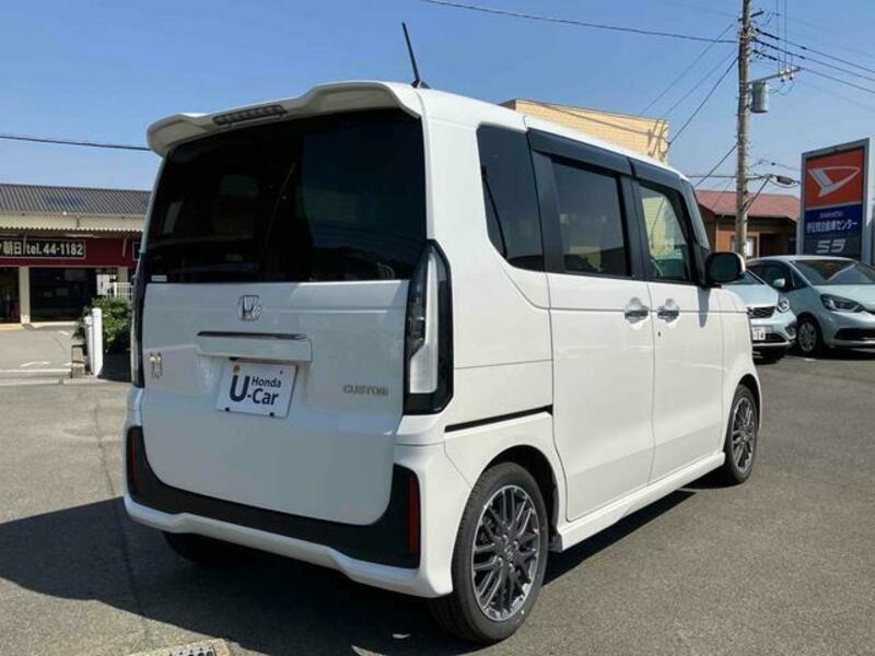 N BOX CUSTOM
