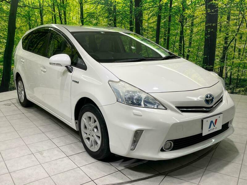 PRIUS ALPHA