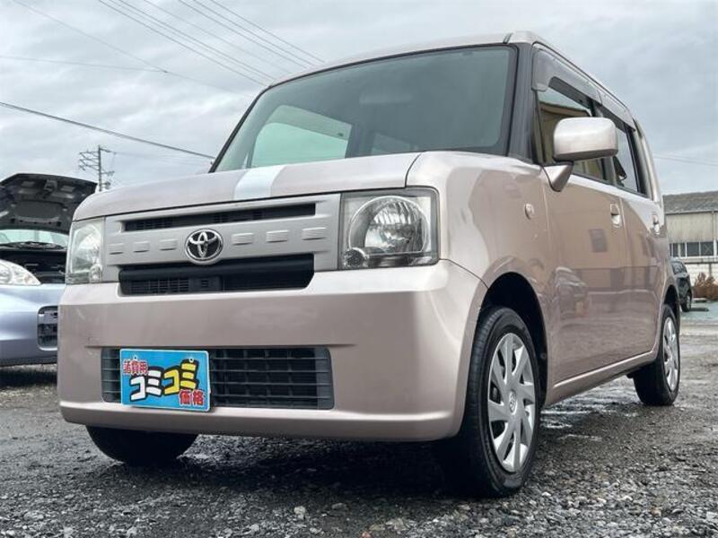 TOYOTA PIXIS SPACE
