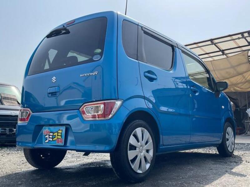 WAGON R