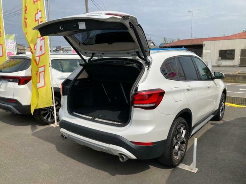 X1
