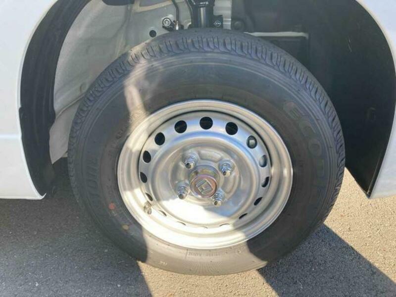 N-VAN