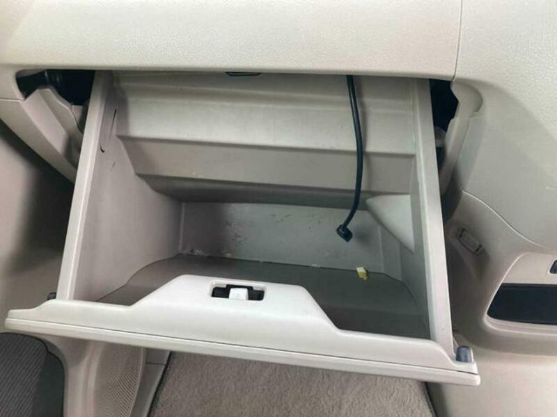 N BOX