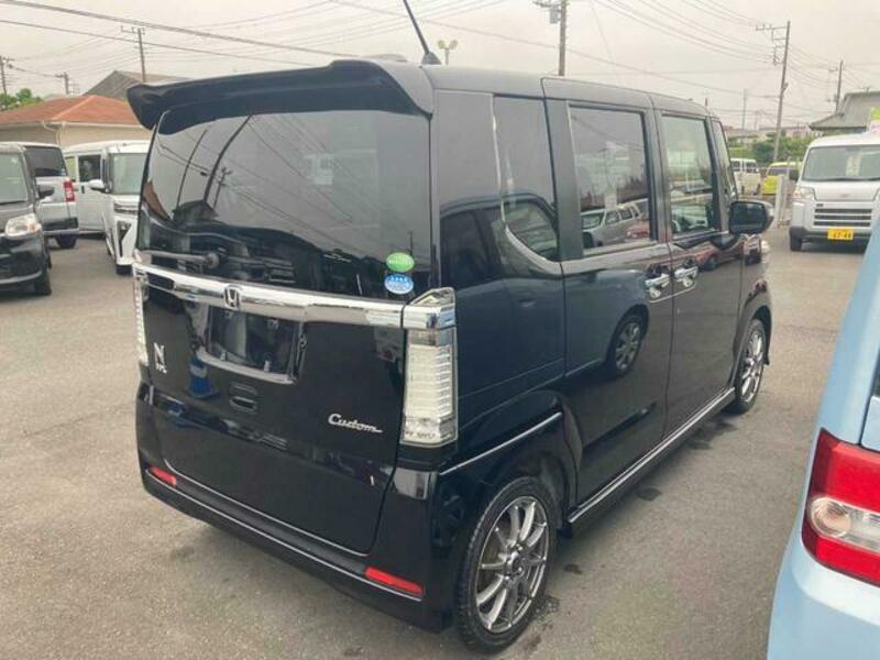 N BOX CUSTOM