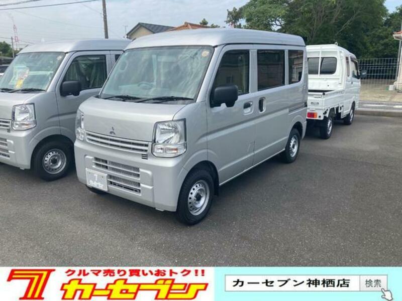 MITSUBISHI MINICAB VAN
