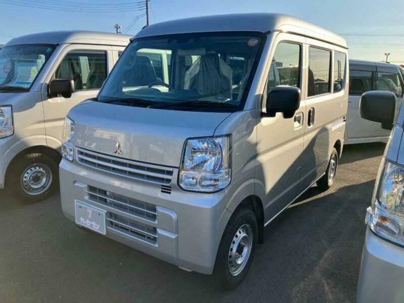MINICAB VAN