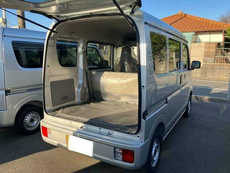 MINICAB VAN