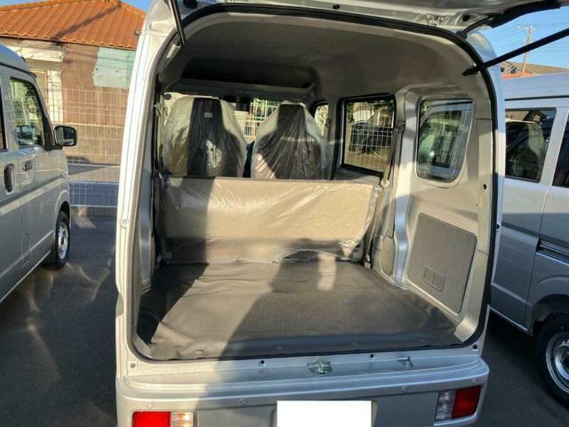 MINICAB VAN