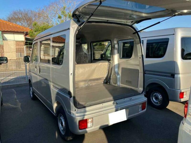 MINICAB VAN