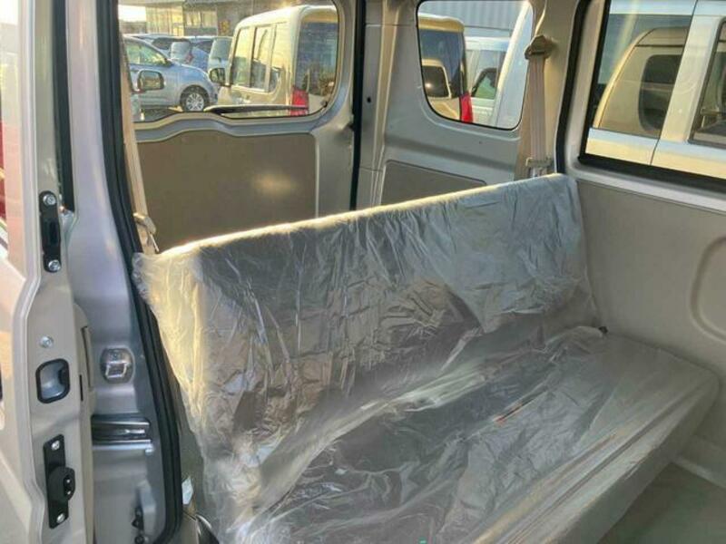 MINICAB VAN