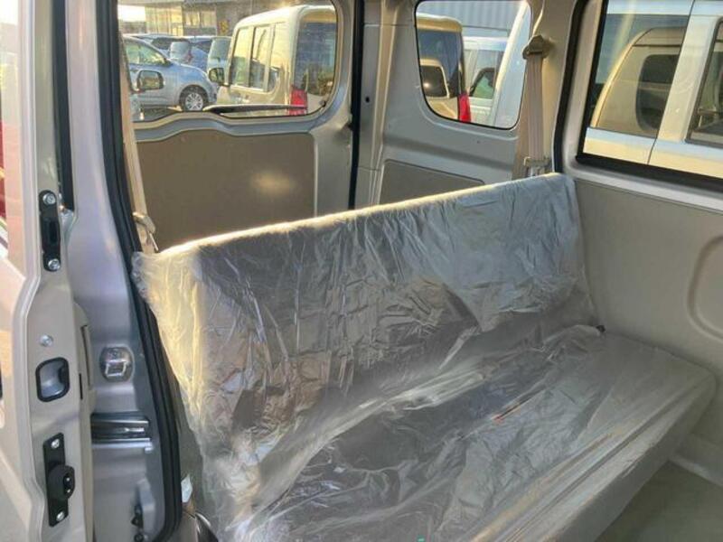 MINICAB VAN
