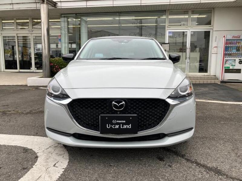 MAZDA2
