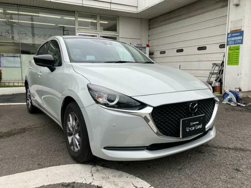 MAZDA2