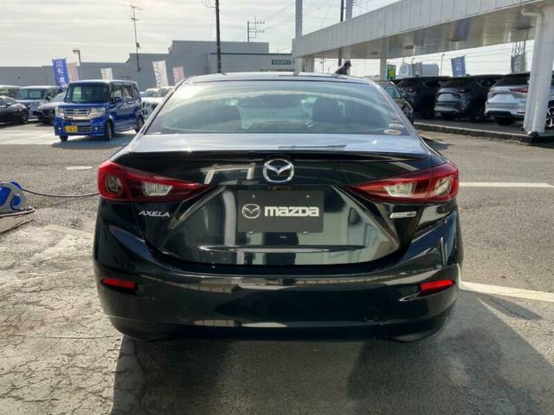 AXELA HYBRID