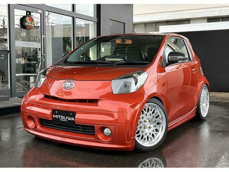 TOYOTA IQ
