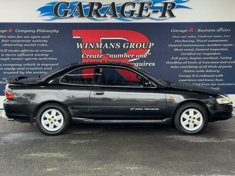 COROLLA LEVIN