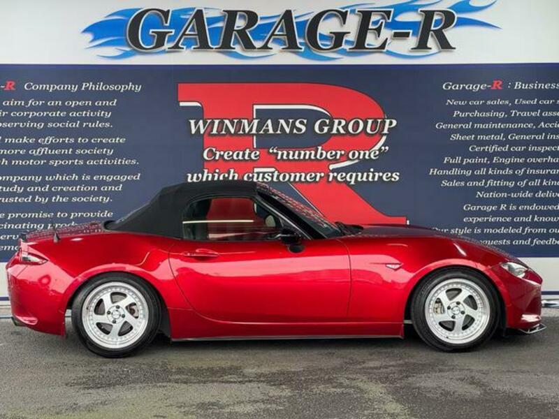 ROADSTER