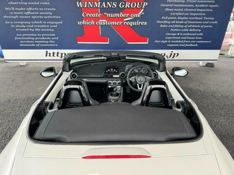 ROADSTER