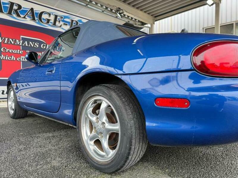 ROADSTER