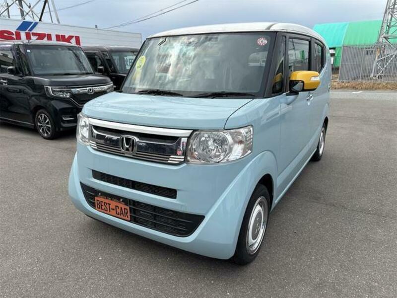 HONDA N BOX SLASH