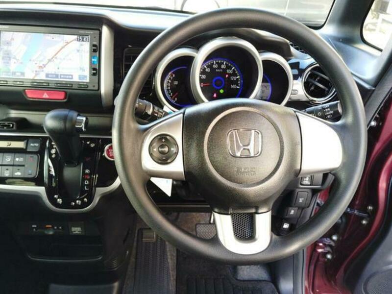N BOX CUSTOM