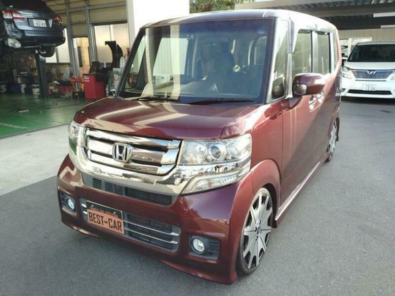 HONDA N BOX CUSTOM