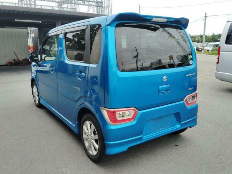 WAGON R