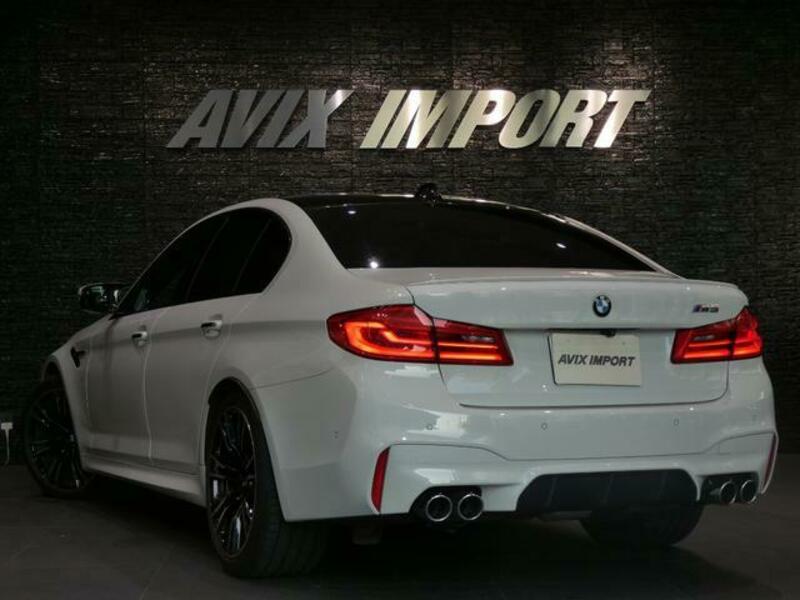 M5