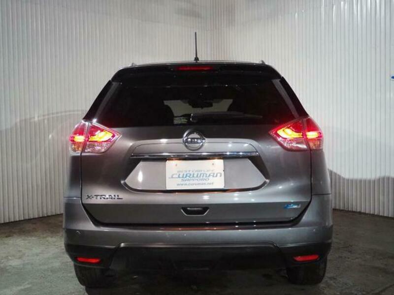 X-TRAIL