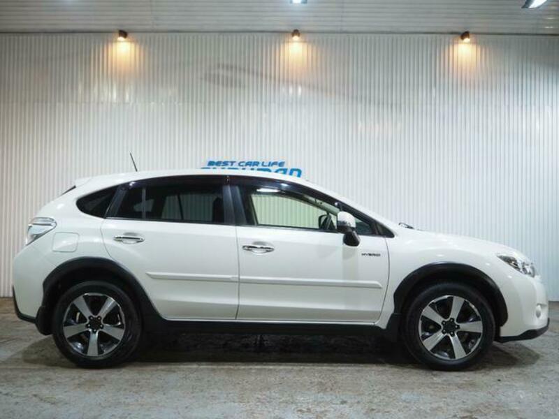 XV HYBRID