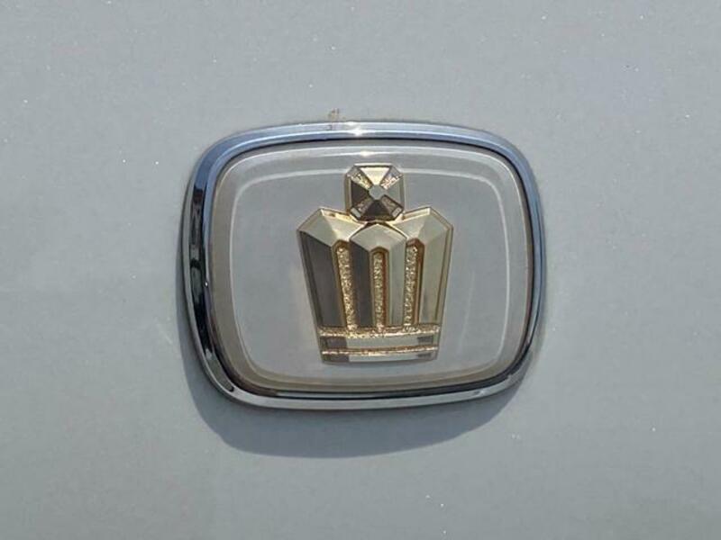 CROWN