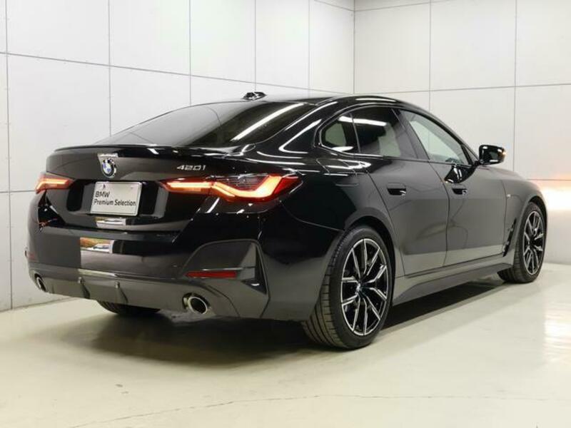 4 SERIES